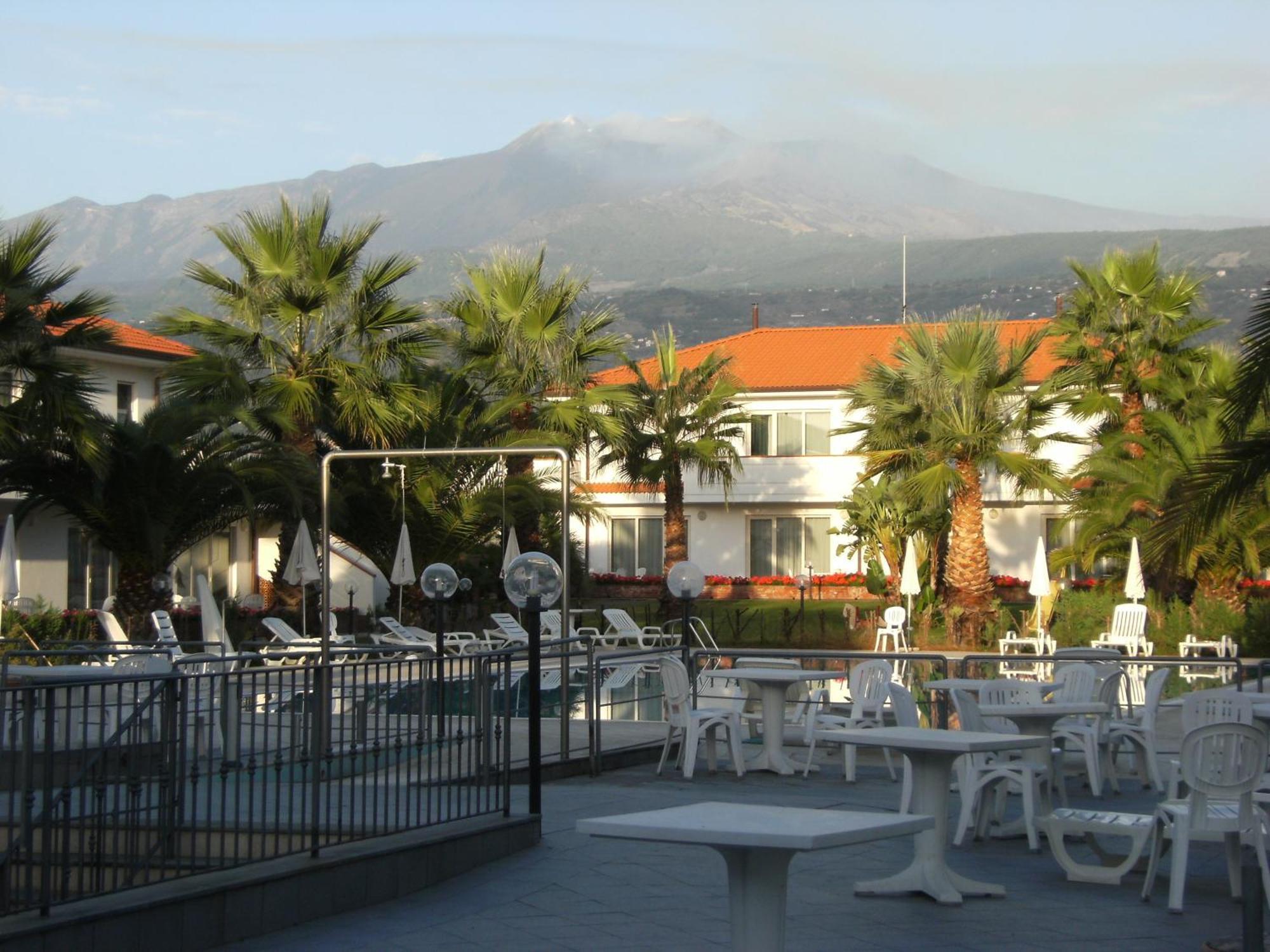 King'S House Hotel Resort Mascali Ngoại thất bức ảnh