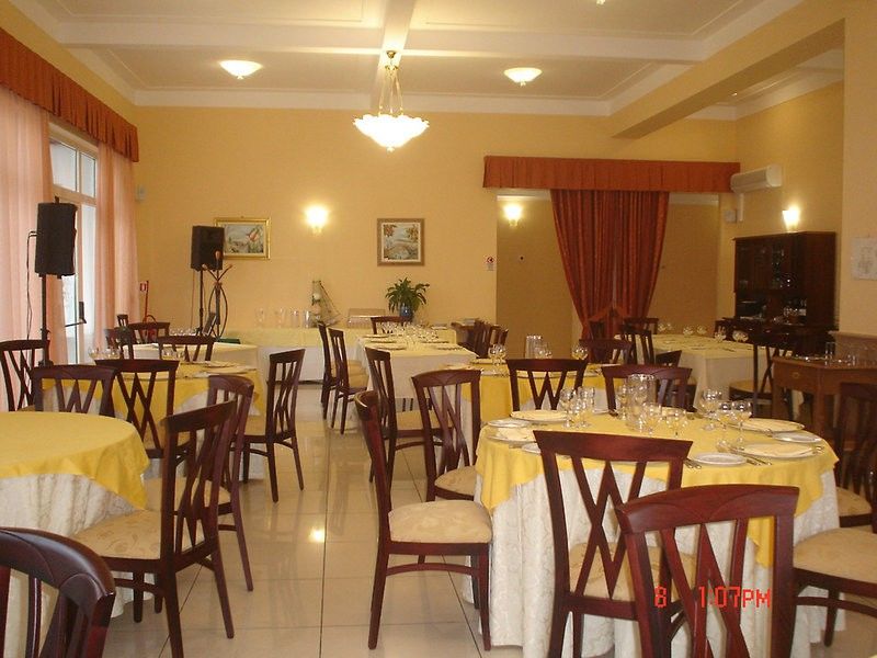 King'S House Hotel Resort Mascali Ngoại thất bức ảnh