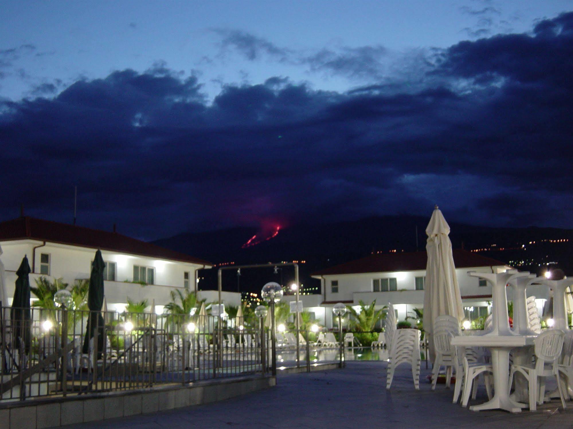King'S House Hotel Resort Mascali Ngoại thất bức ảnh