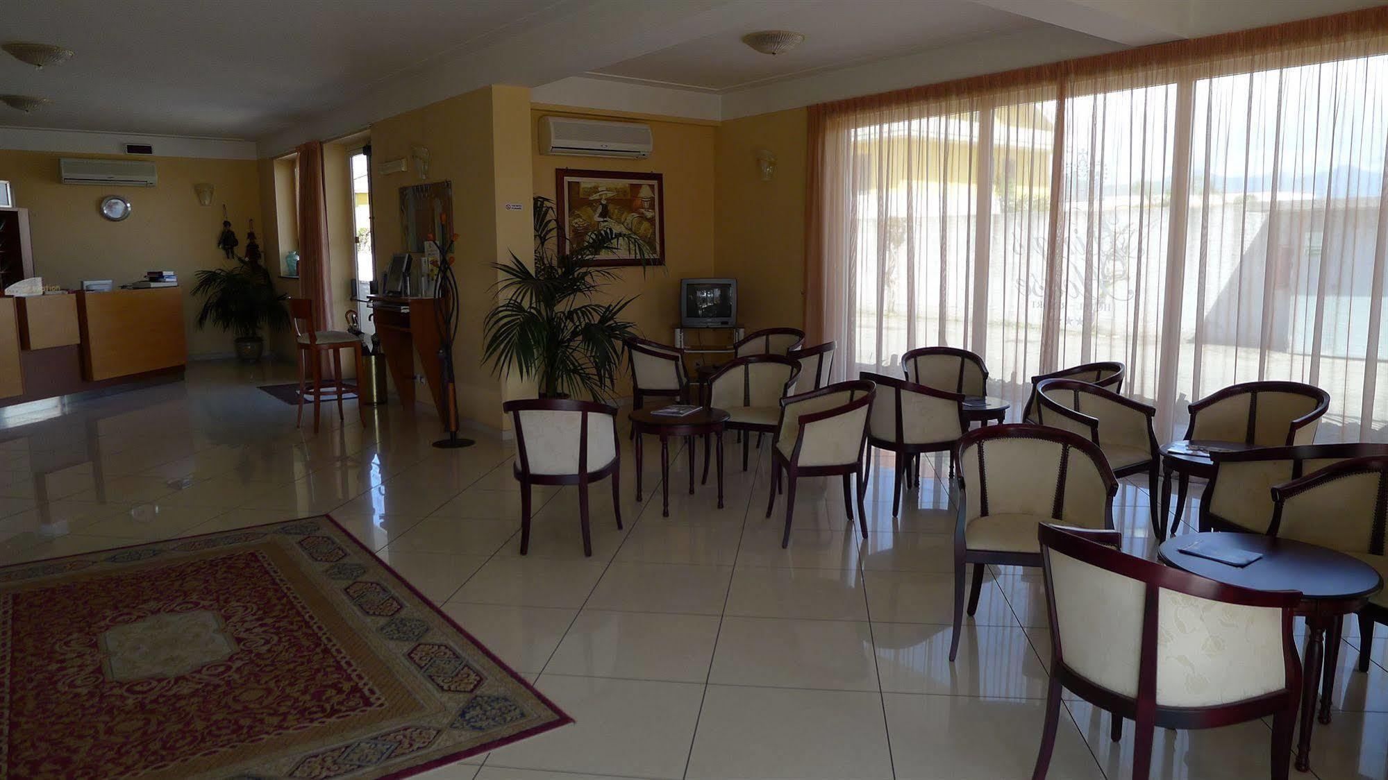 King'S House Hotel Resort Mascali Ngoại thất bức ảnh