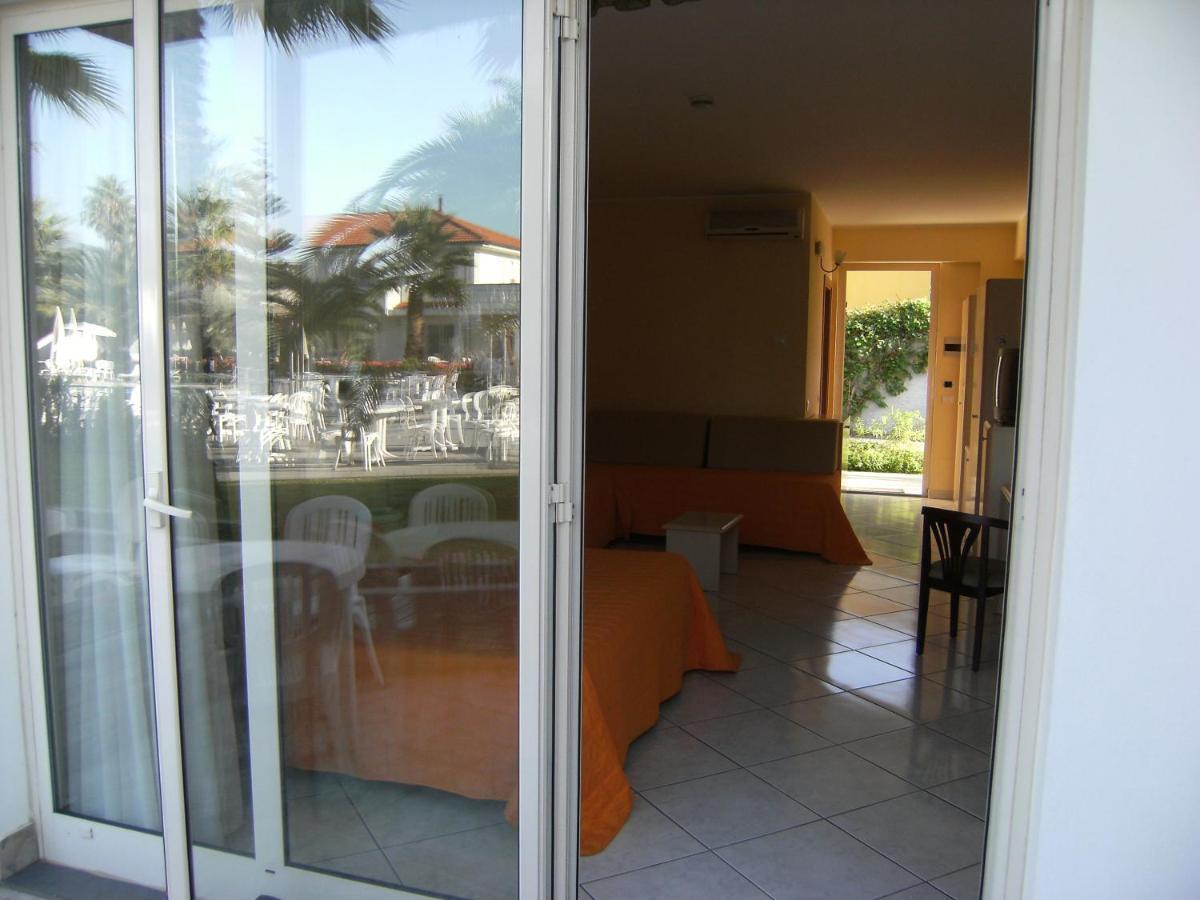 King'S House Hotel Resort Mascali Ngoại thất bức ảnh